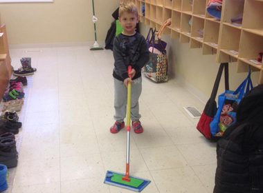 Canton Preschool Practical Life Mop